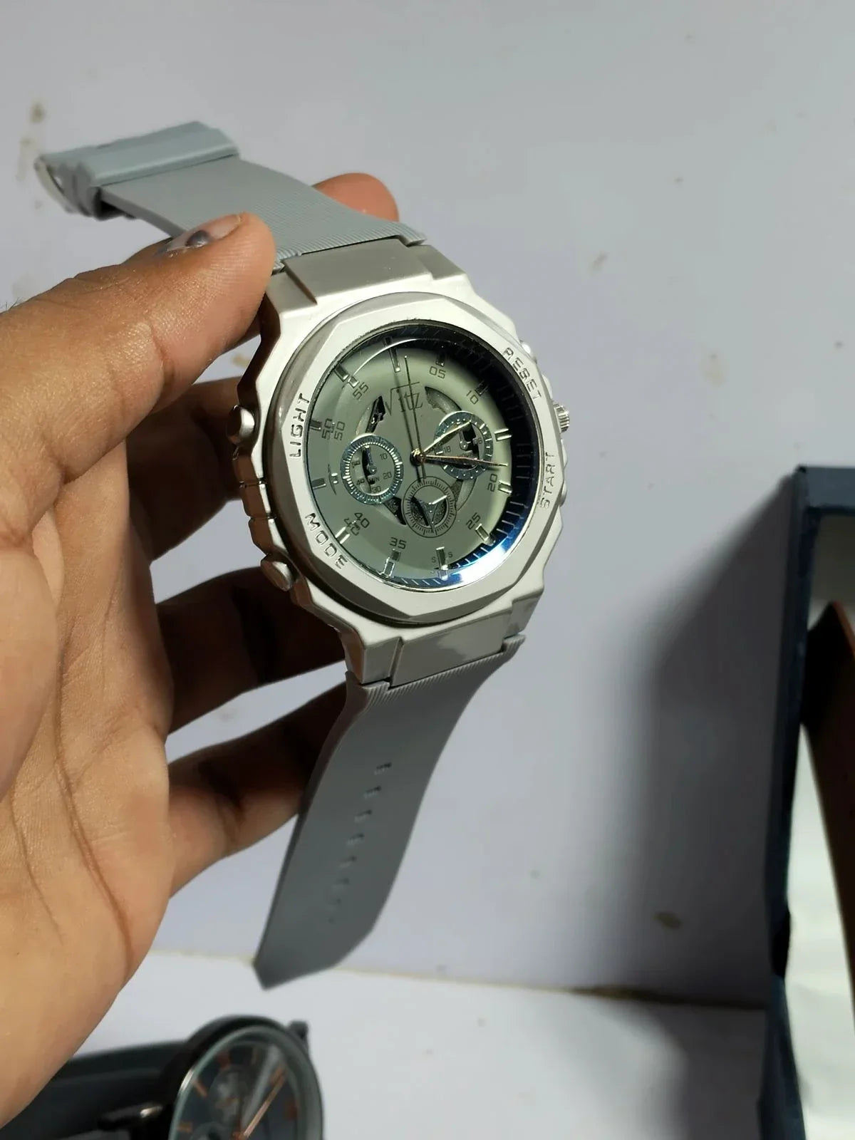 Vitz Silver Edition – Sharp, Sleek & Stylish