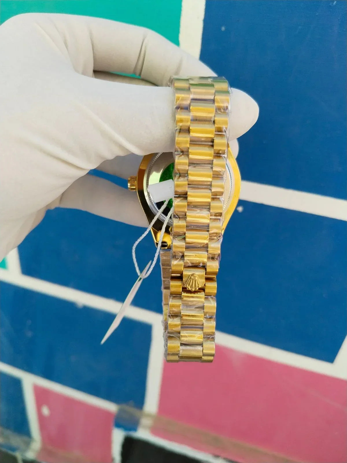 Royal Gold Blue – Mirror Shine, Premium Presence