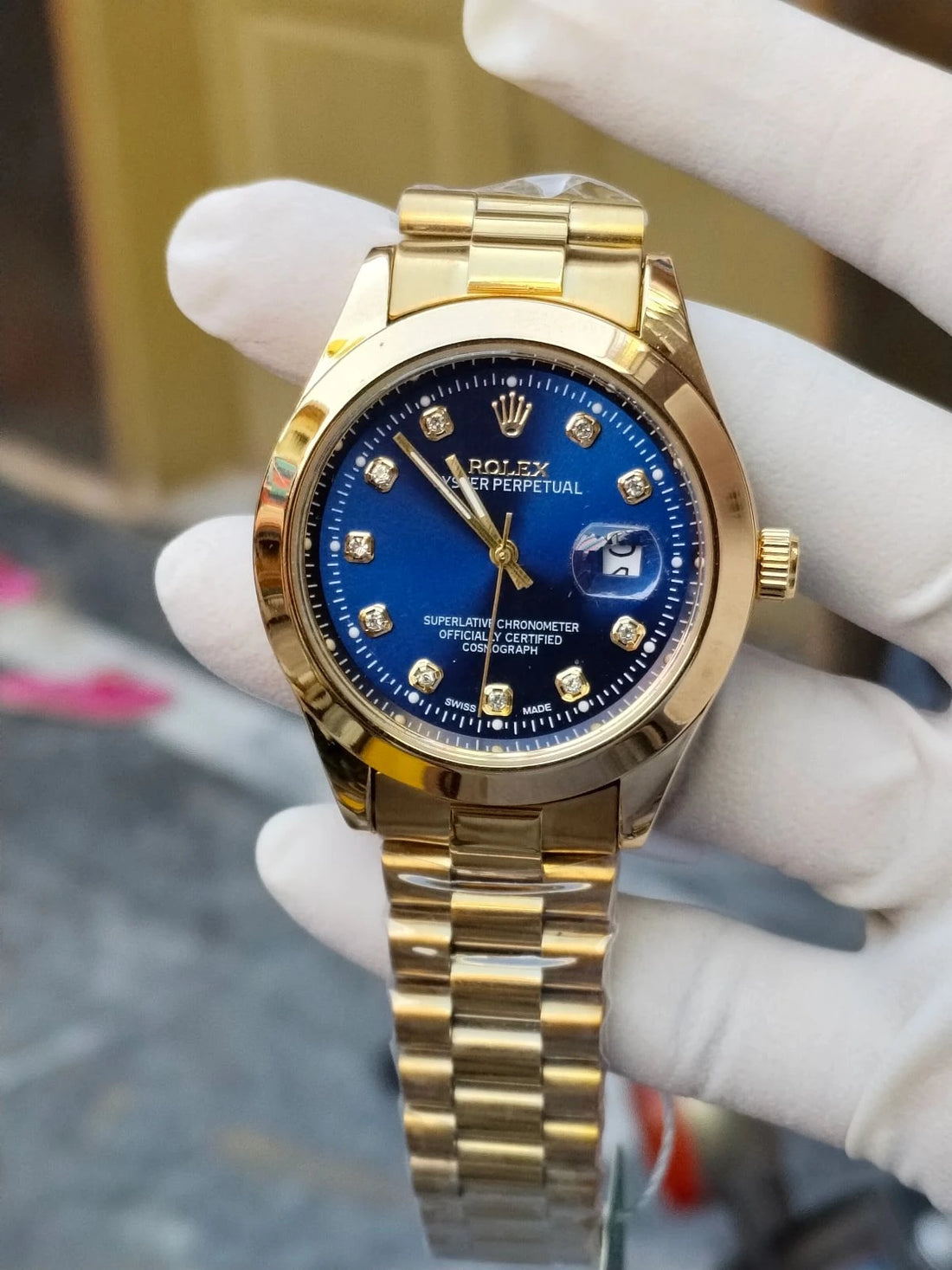 Royal Gold Blue – Mirror Shine, Premium Presence