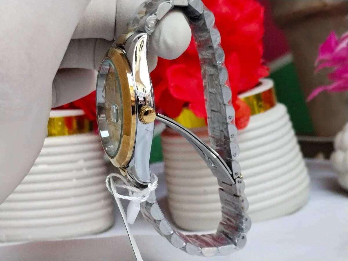 Royal Silver Gold – Mirror Shine, Premium Presence